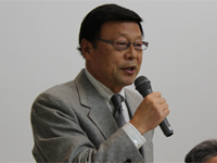 塩治会長